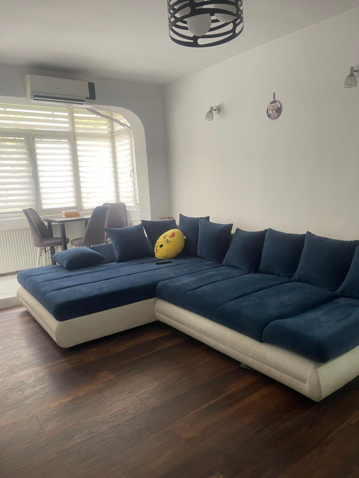 Carlitos Apt Ramnicu Valcea Exterior photo
